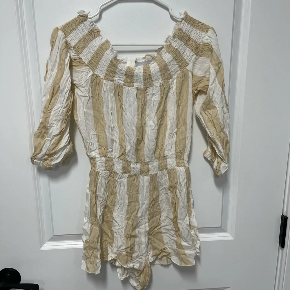Romper - Picture 2 of 3